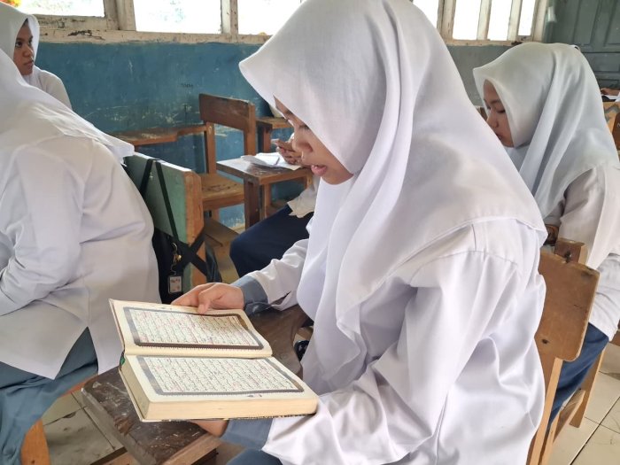MAN 2 Merangin Terapkan Program 15 Menit Cinta Al-Quran MAN 2 Merangin Terapkan Program 15 Menit Cinta Al-Quran