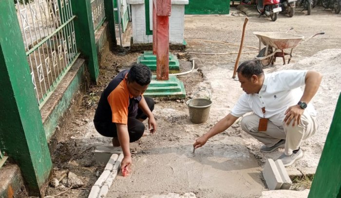 Tingkatkan Kenyamanan dan Keamanan, MAN 2 Merangin Rehab Jalan Parkir dan Perbaiki Tembok Madrasah