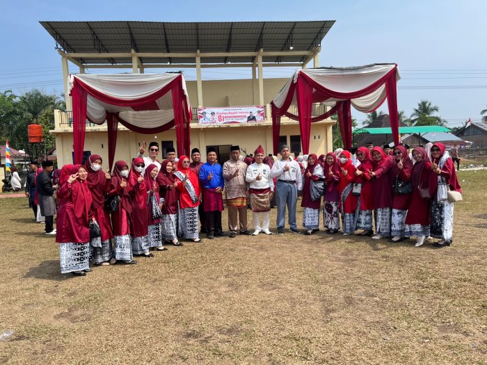 Jiwa Patriotisme Membara, Keluarga Besar MAN 2 Merangin Ikuti Upacara HUT RI ke-81 Jiwa Patriotisme Membara, Keluarga Besar MAN 2 Merangin Ikuti Upacara HUT RI ke-81
